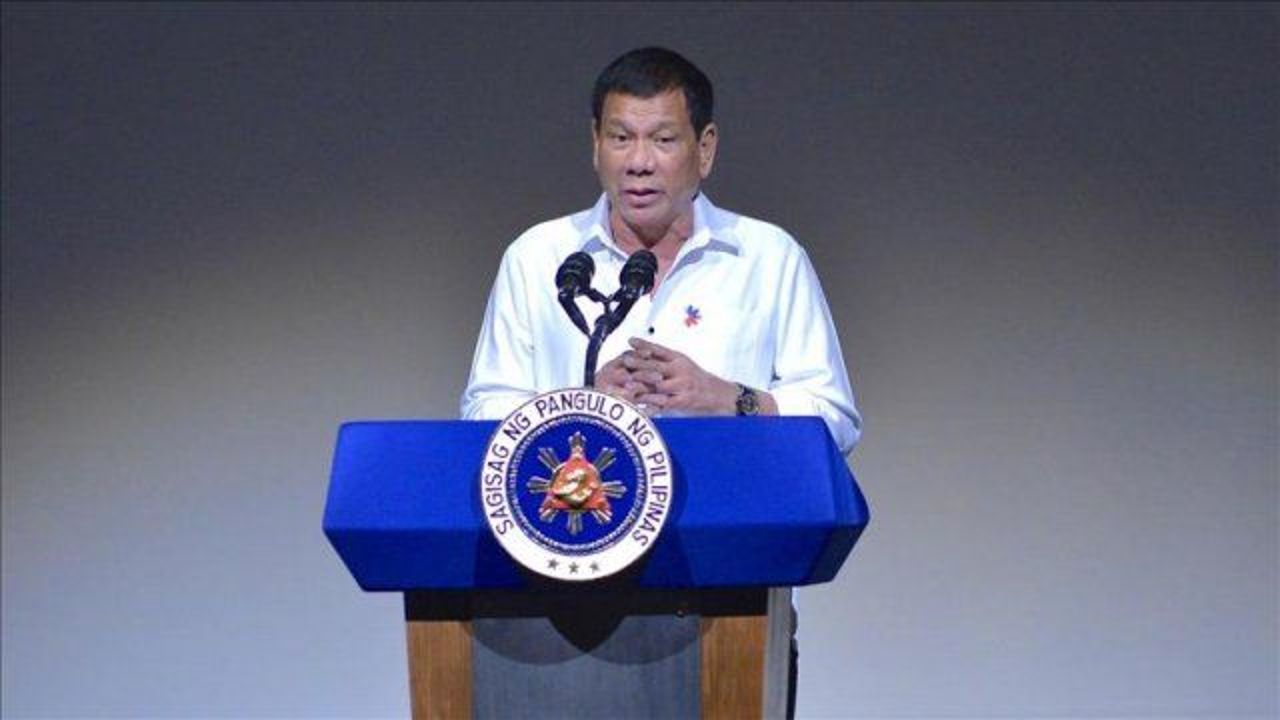 Duterte vows to continue war on drugs in Philippines