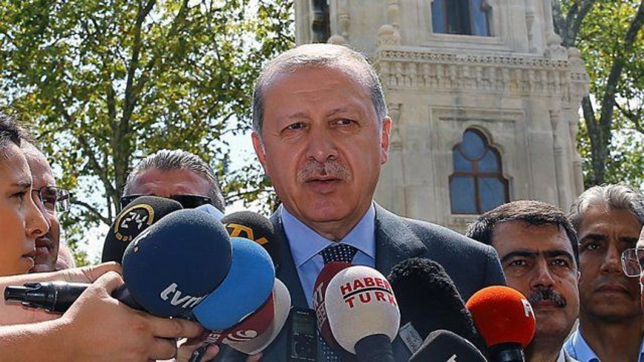 President Erdogan urges Turks not to back main German parties