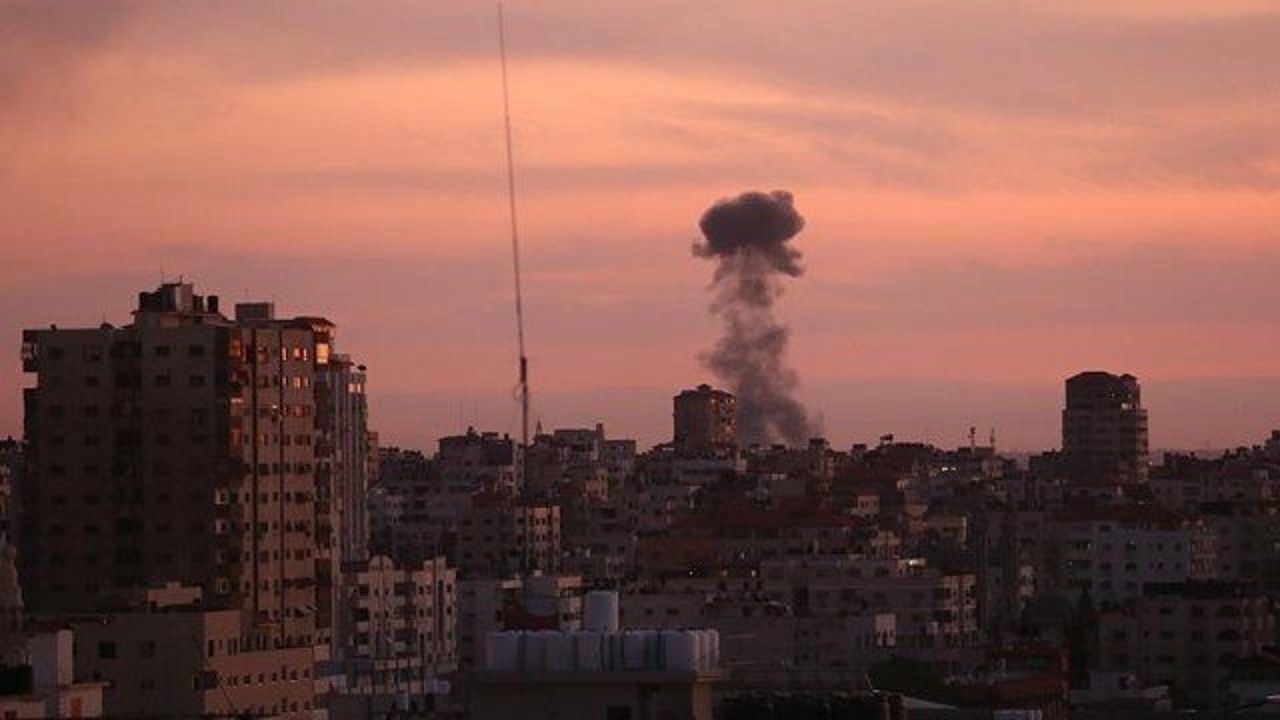 Israel hits Palestinian military positions in Gaza