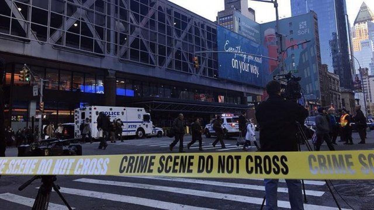 NY attack suspect&#039;s family &#039;outraged&#039; by police actions