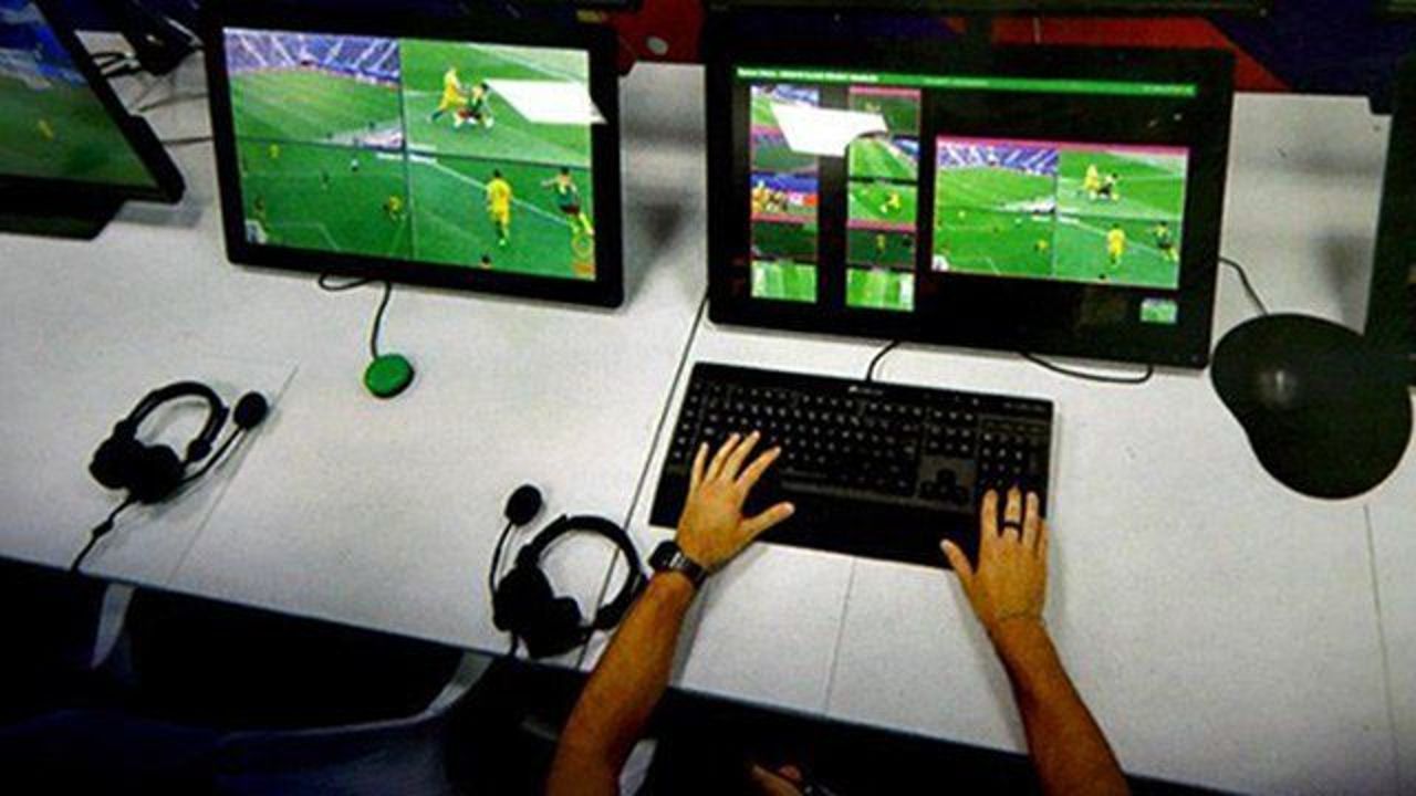 UEFA to use VAR in Champions League knockout stage