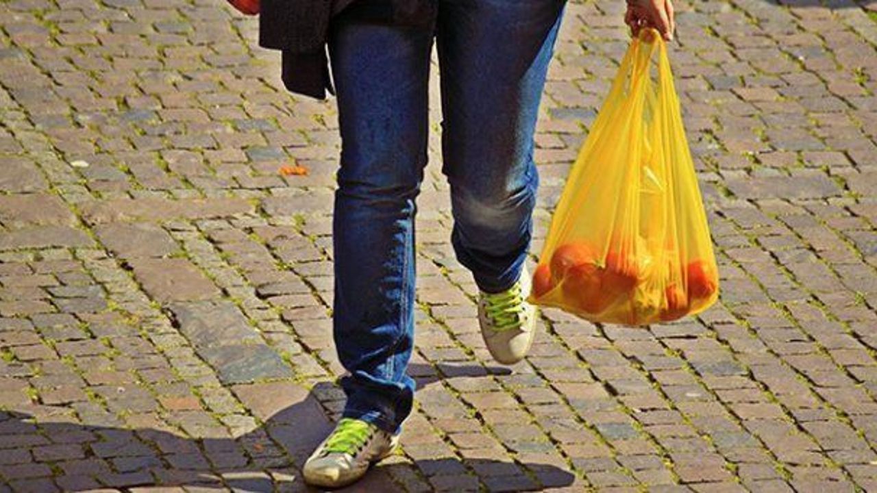 Turkey: Plastic bag use down 50 pct with new regulation