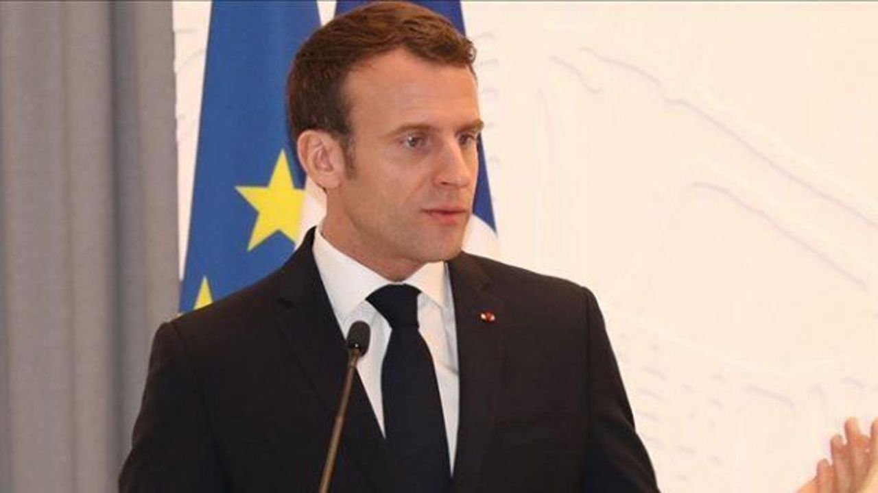 EU won’t be held hostage to UK’s Brexit crisis: Macron