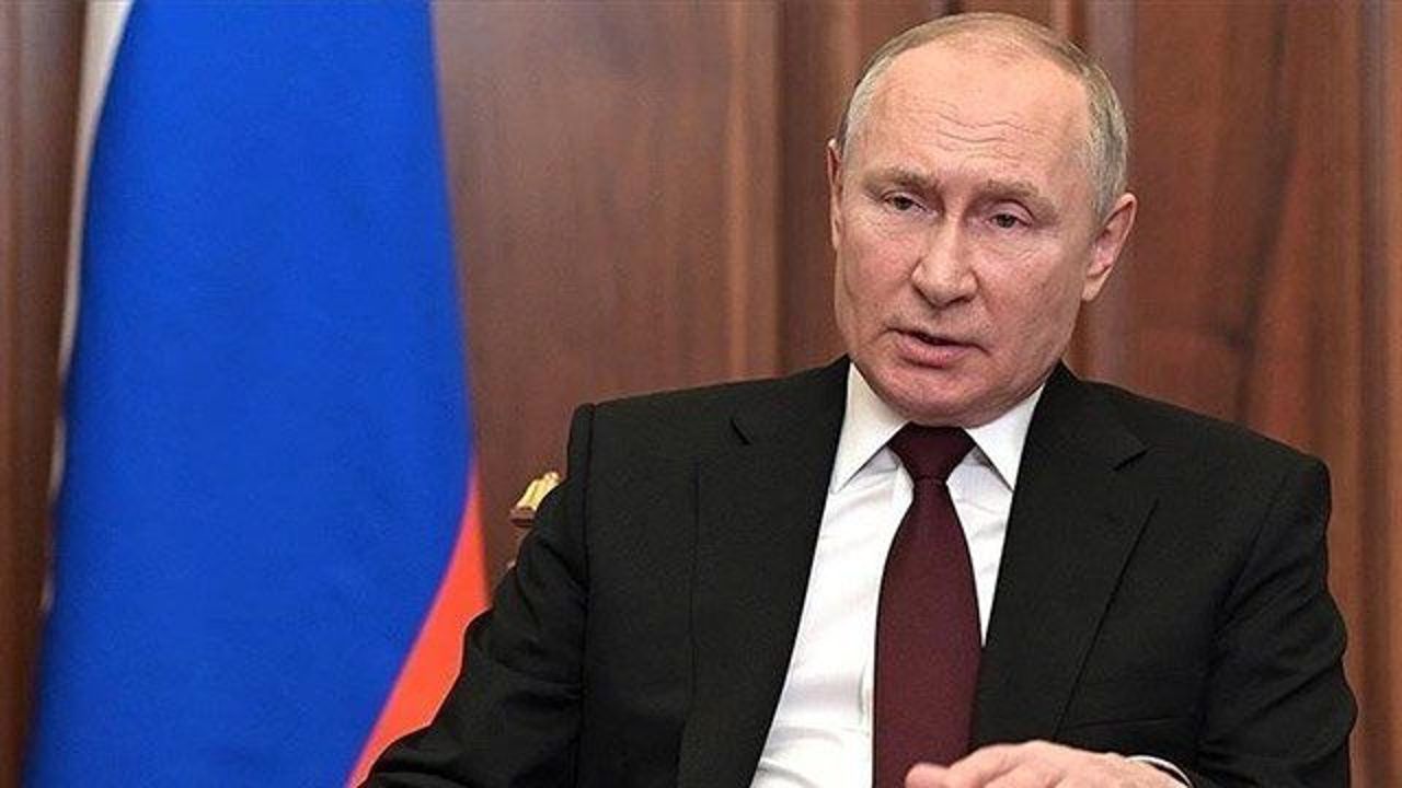 Putin orders to redirect supplies of Russian energy resources from West to East