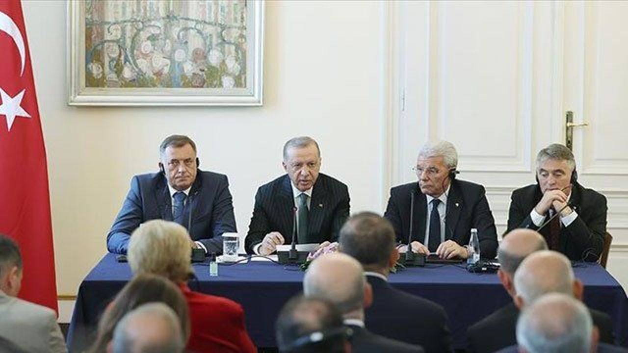 Türkiye, Bosnia and Herzegovina agree on passport-free travel: Erdogan
