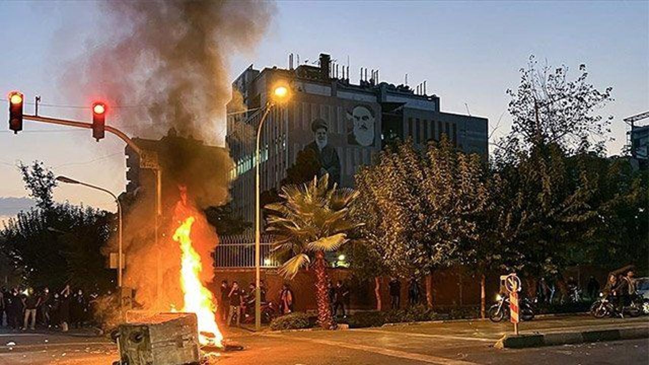 Iran says 40 foreigners arrested amid protests