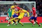 Lewandowski's brilliance takes Barcelona to triumph over Atletico