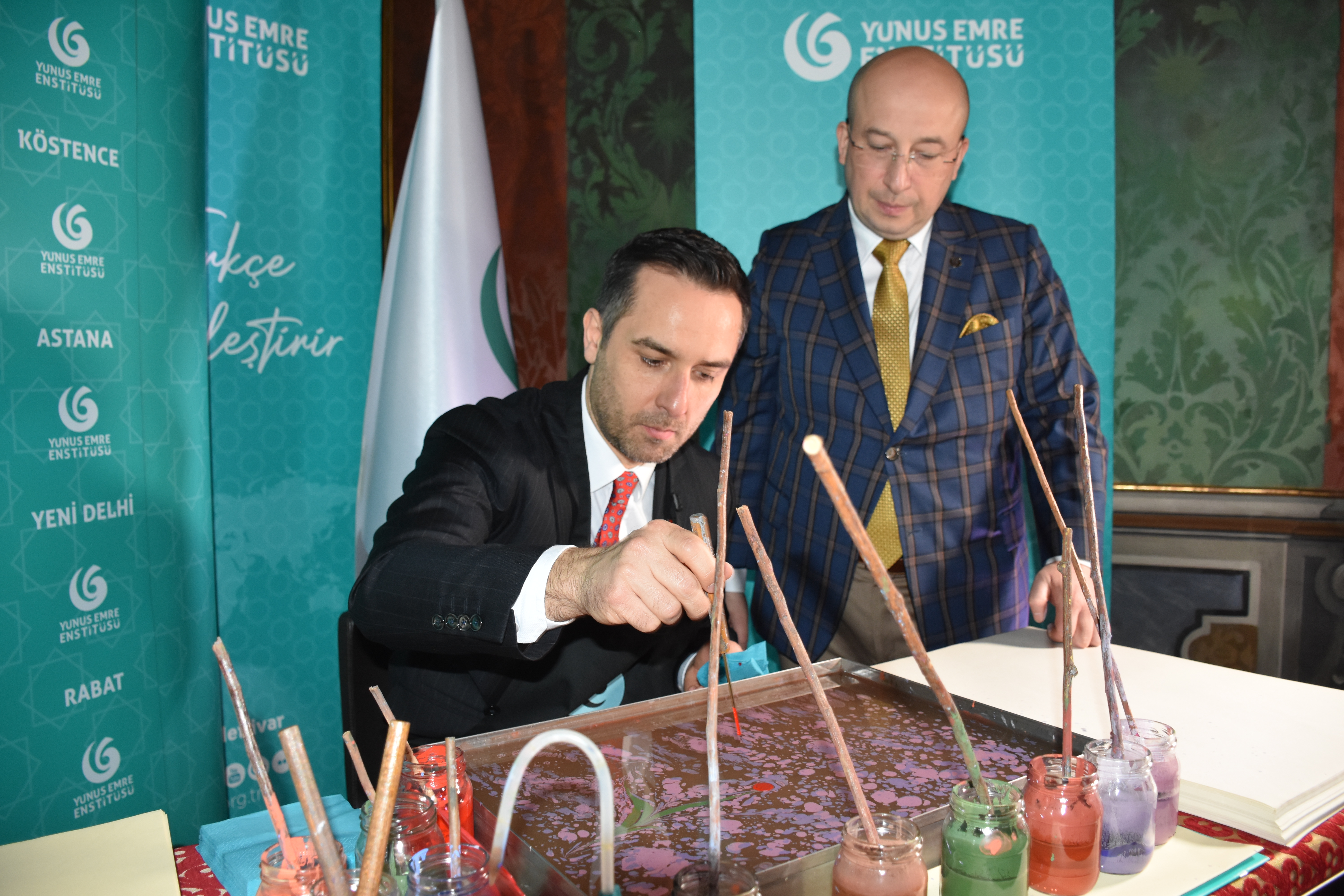 Marbling art presented at YEE Turkish Cultural Center in Rome