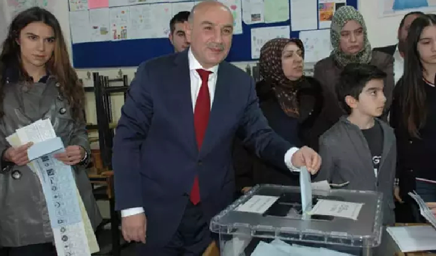 2024 local elections: Türkiye's political leaders cast their votes