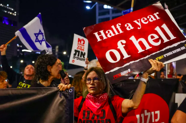 Protesters in several Israeli cities demand Netanyahu's resignation, early elections