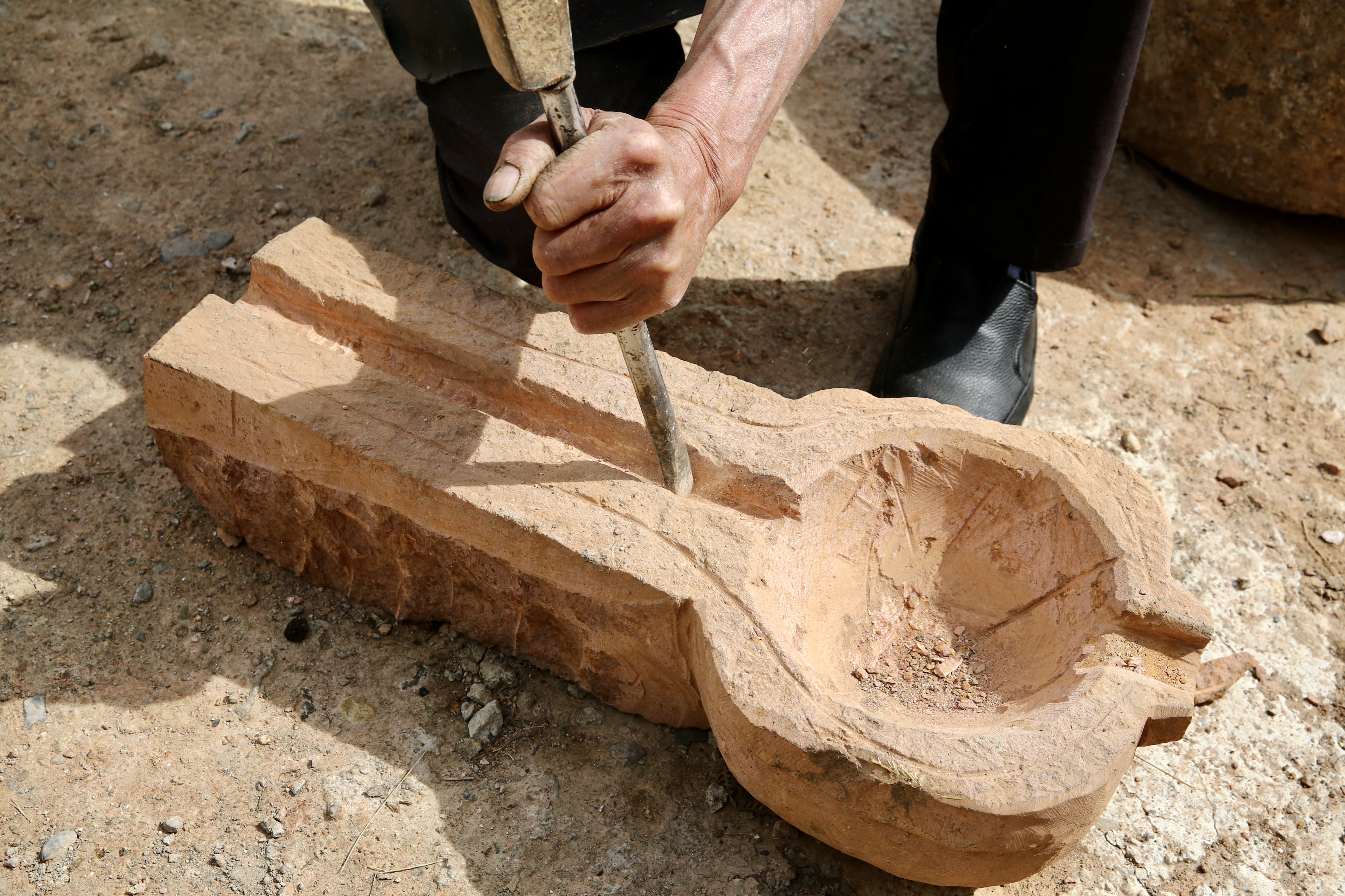 Tradition of millstone production in Anatolia continues in Giresun