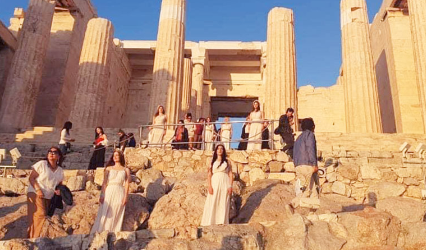 Acropolis guards resign after unauthorized show atop Sacred Rock goes viral