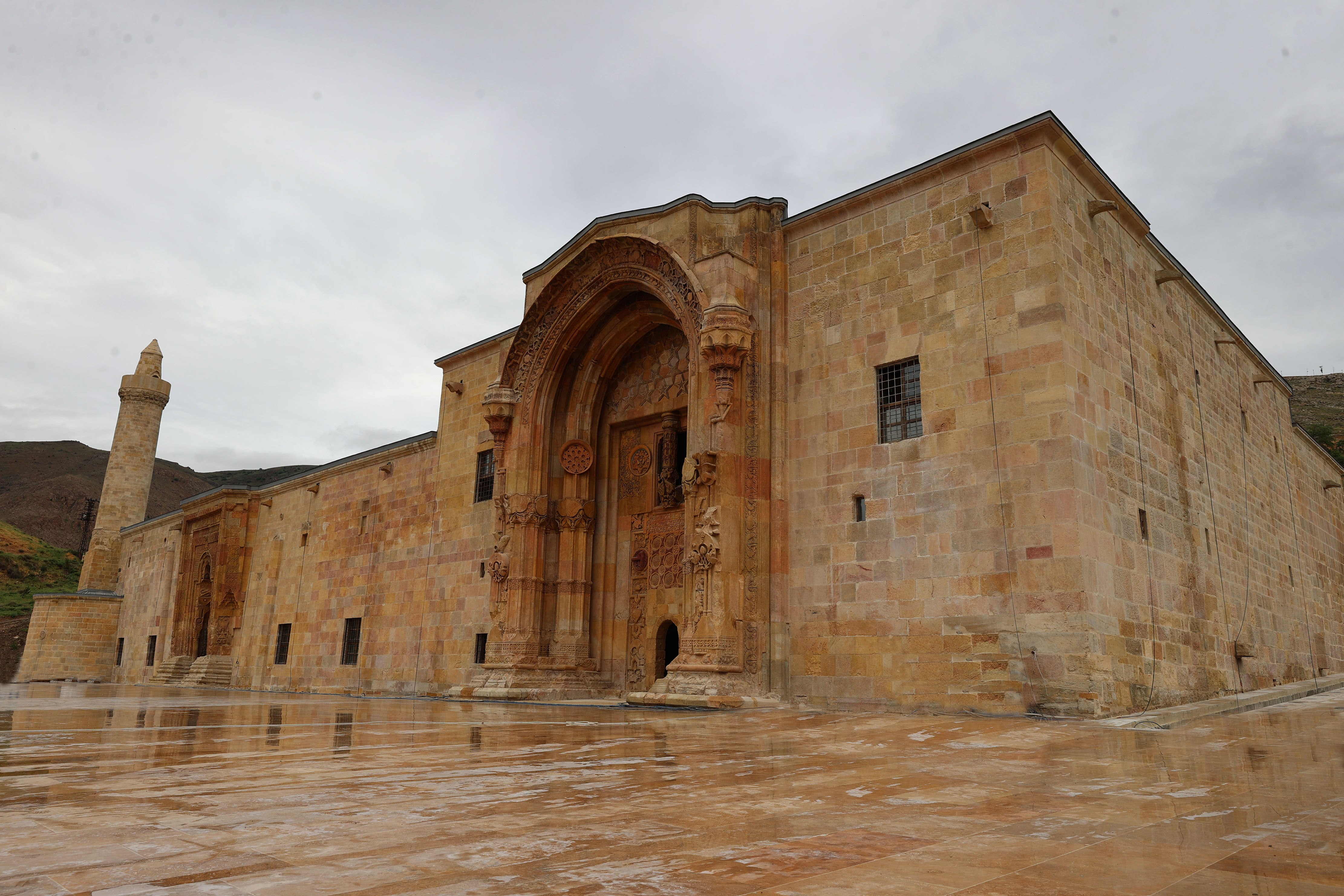 Divrigi Great Mosque, Darussifa to reopen following restoration