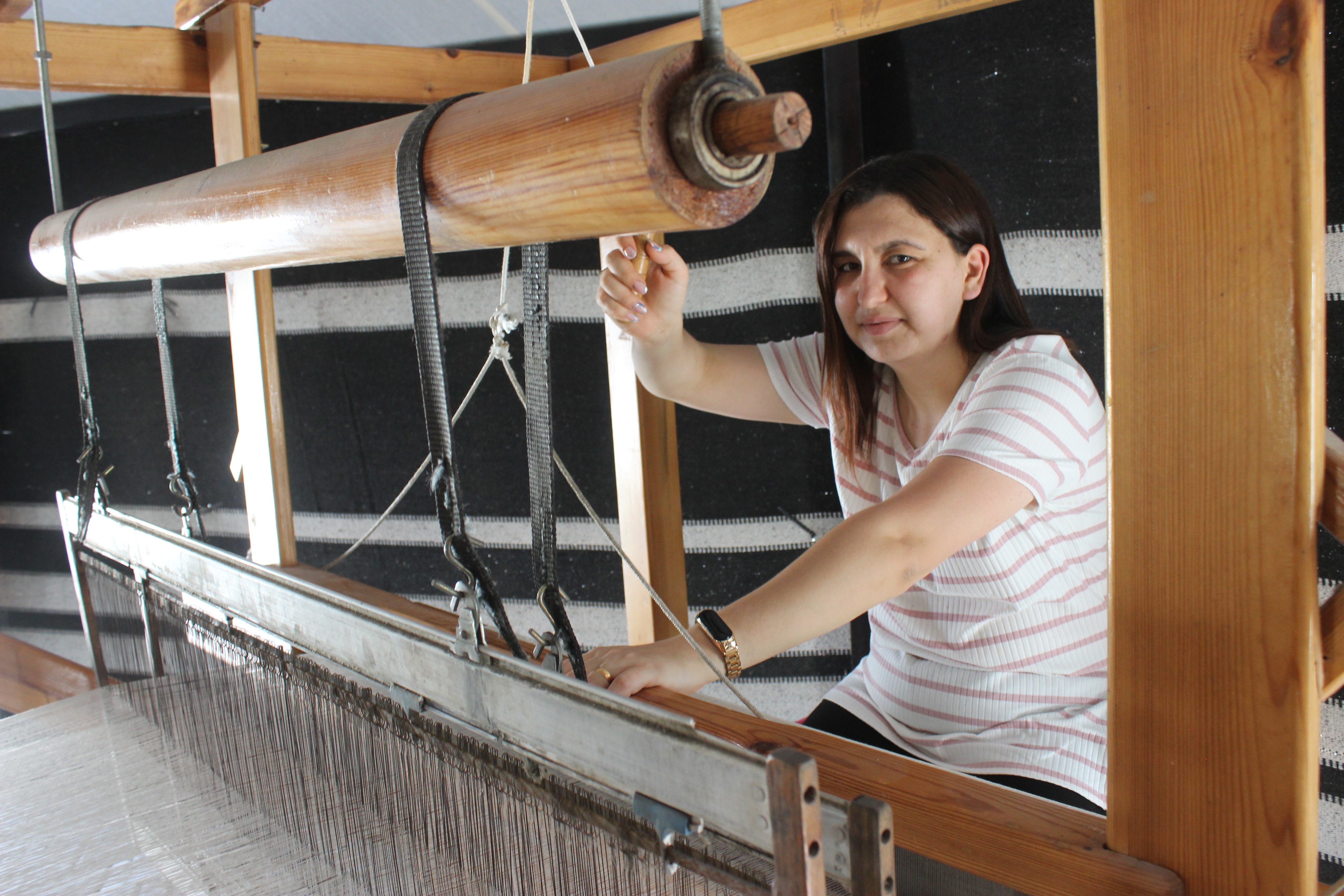 Training center in Türkiye's Hatay revives silkworm craft