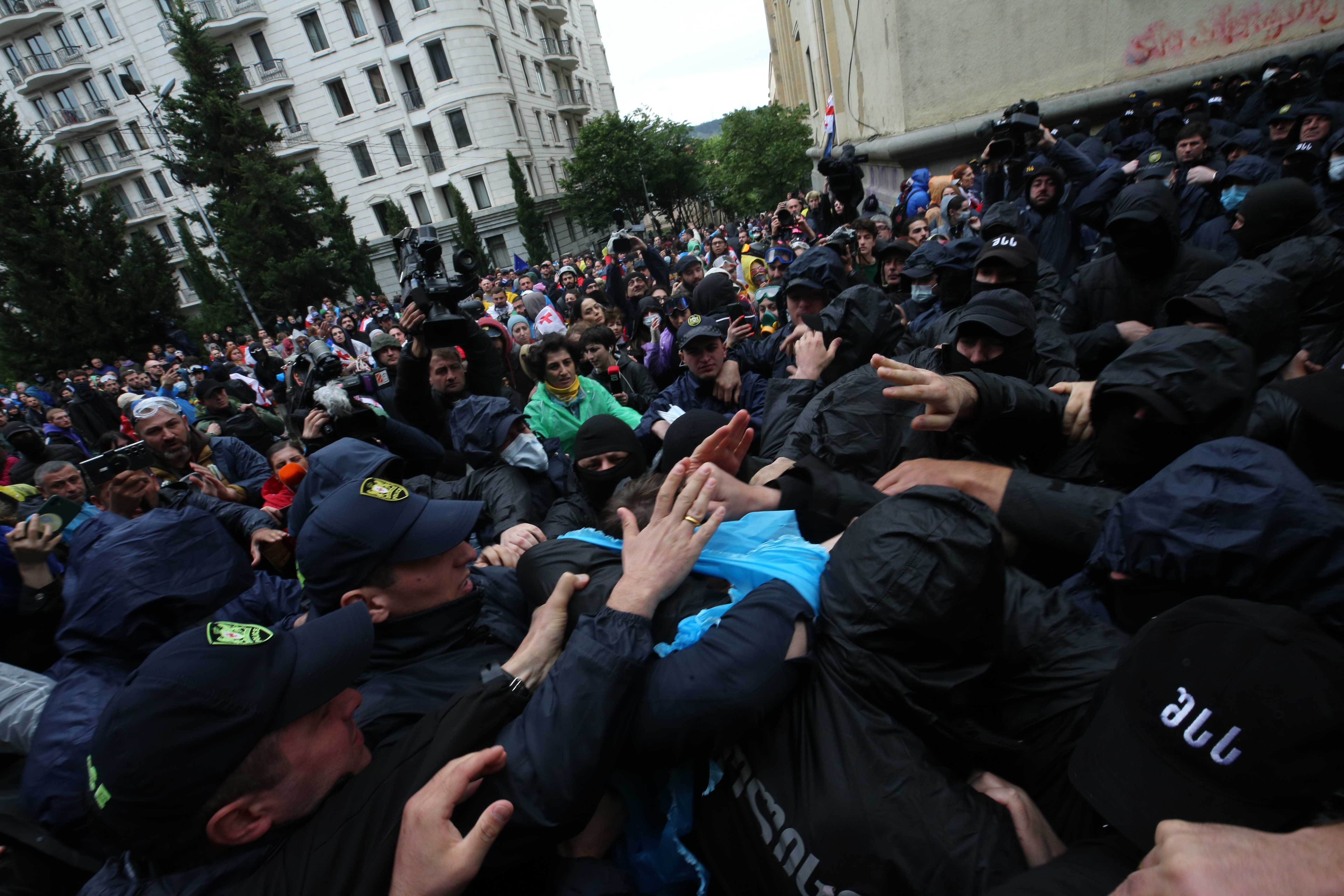 Georgia passes foreign agents bill amid protests