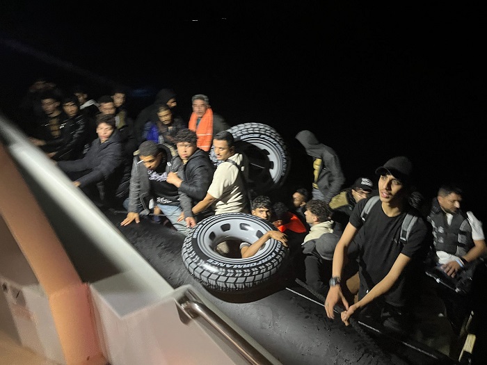 Turkish Coast Guard apprehends 36 irregular migrants in Aegean Sea