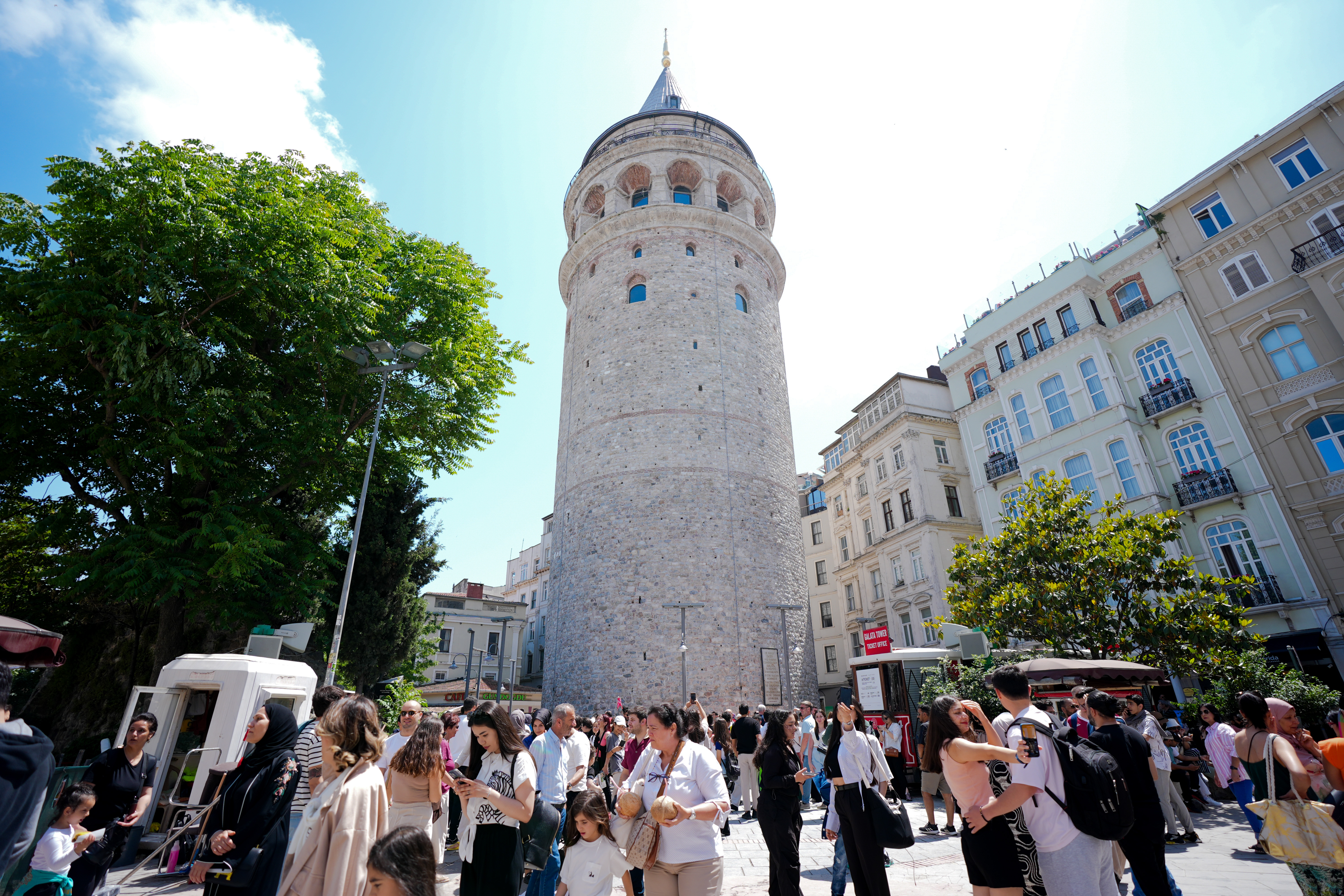 Galata Tower reopens doors to visitors as restoration wraps up